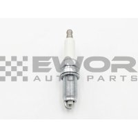 Świeca zapłonowa E84 E89 F01 F06 F07 F10 F11 F15 F16 F18 F20 F21 F22 F23 F25 F26 F30 F31 F32 F33 F34 F35 F36 G12 (BOSCH 0242145541)