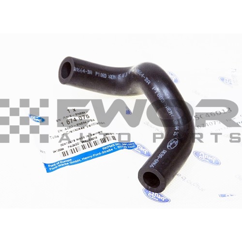 Przewód odpowietrzenia skrzyni korbowej FIGO, KA, C-MAX I/II, GRAND C-MAX, FOCUS II/III, ECOSPORT, FIESTA VI, B-MAX, MONDEO IV 1.25 / 1.4 / 1.5 / 1.6 (Ford Oryginał- 1674075)