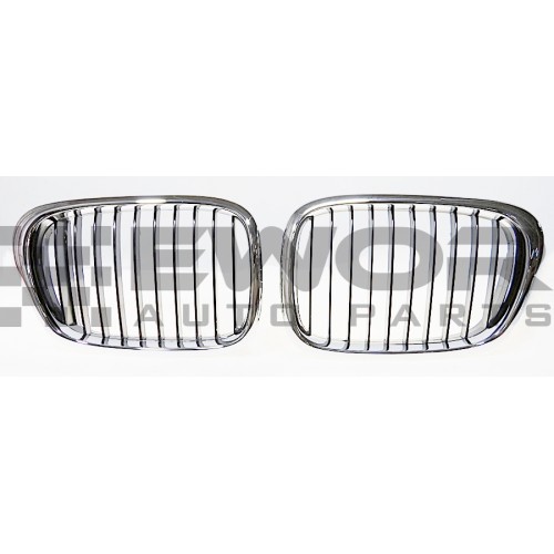 Atrapa / nerki / grill BMW E39 00-04 czarny środek - front oraz boki (Zamiennik - 51137005838, 51137005837)